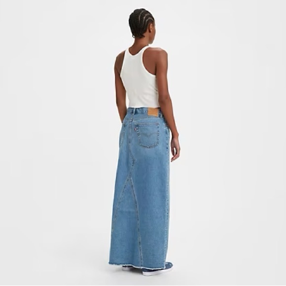 Long LEVI’S jean skirt - Picture 2 of 5